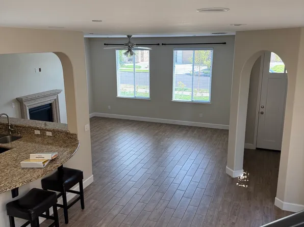 3925 Rose Garden Way, Turlock, CA 95382