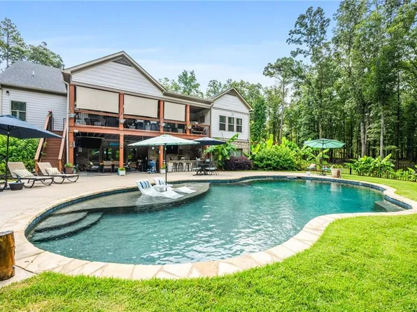 150 Seals Rd, Dallas, GA 30157