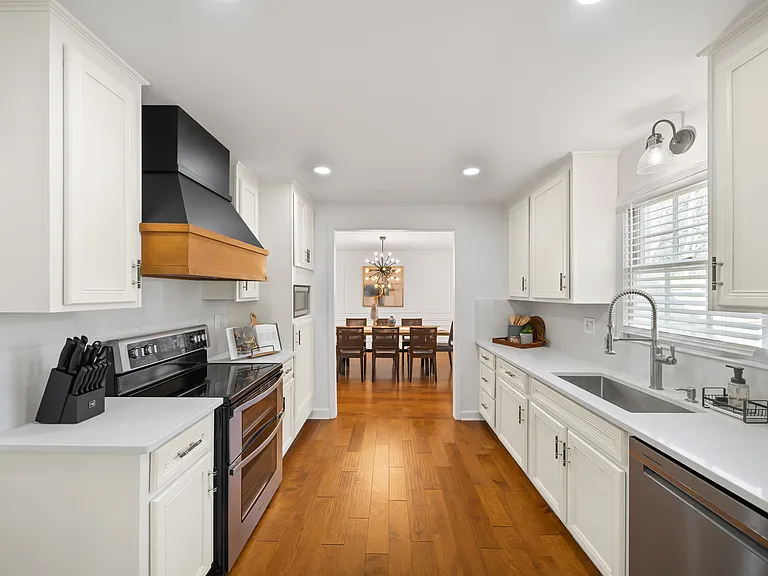 180 Corral Ct — Photo 2