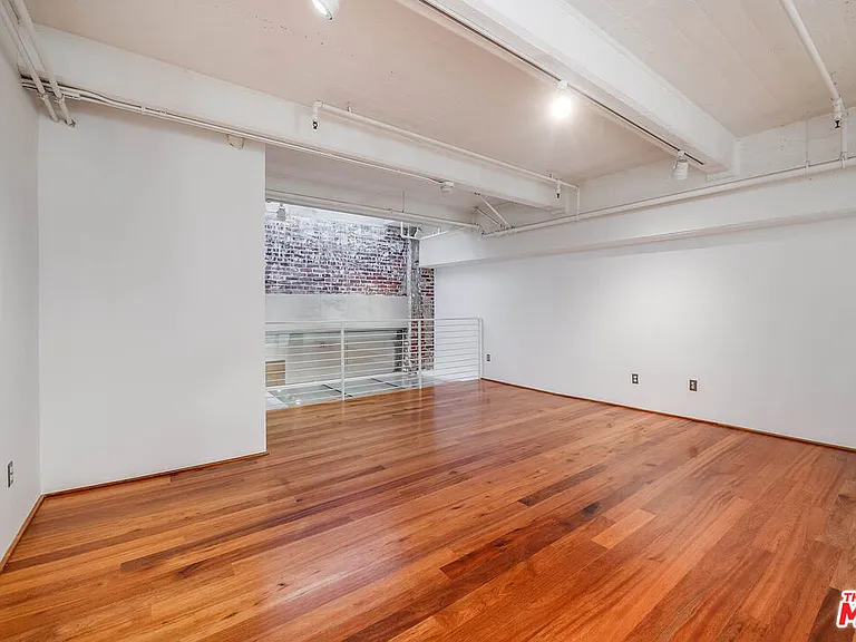 1850 Industrial St #106 — Photo 25