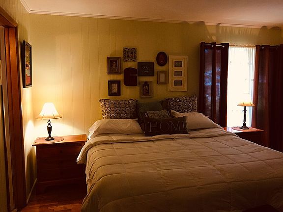 5th image of 313 Fallenleaf Ln