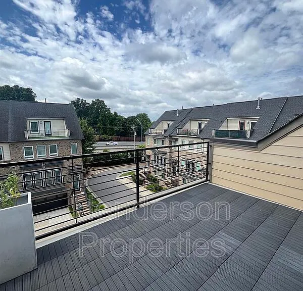1903 Seegars Pl — Photo 18