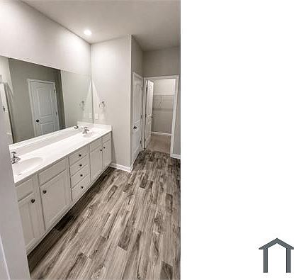 3rd image of 29751 Glenrose Way