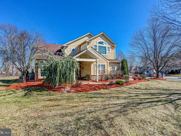 1852 Jericho Dr, Warrington, PA 18976