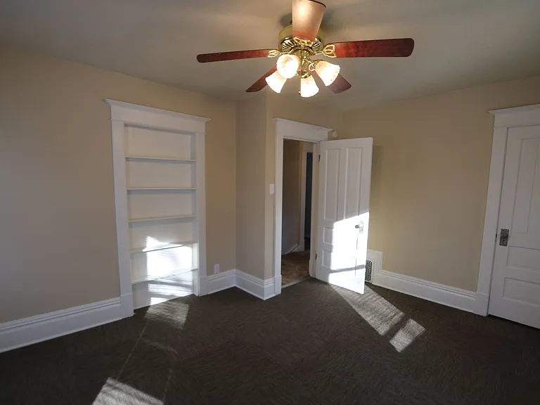 104 S Garfield Ave — Photo 18