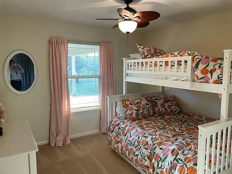 301 Hub Dr — Photo 26