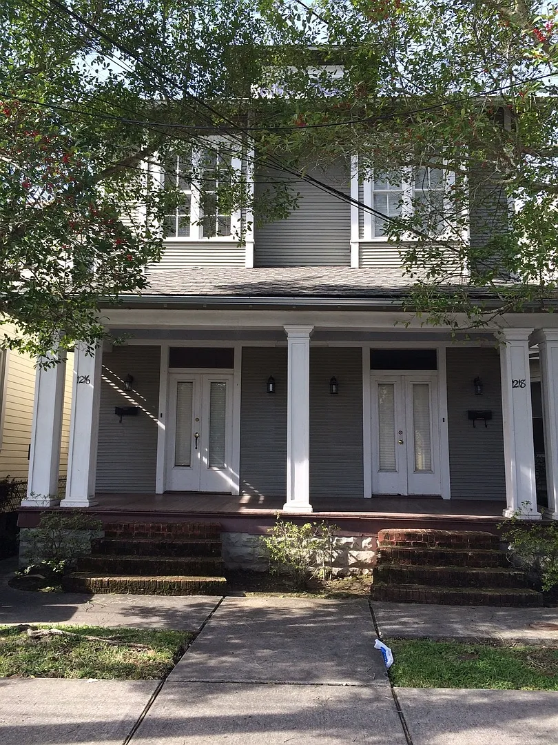 Wonderful lower unit with fresh paint — Photo 2