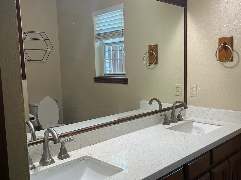 118 E Tulip Ave — Photo 22
