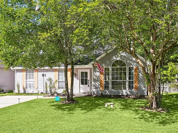 608 Dean St, Mandeville, LA 70448