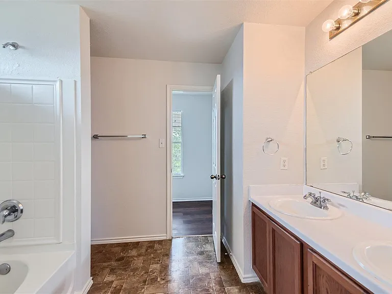 18408 Cloudmore Ln — Photo 8