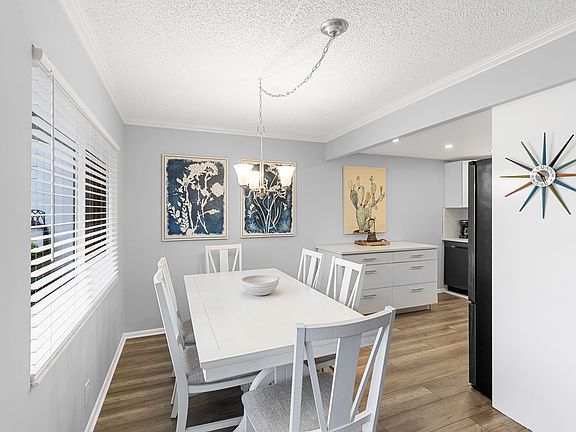 2nd image of 1032 Ventnor H Crescent #H