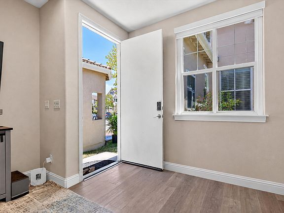 4th image of 1132 Chancery Way #Adu