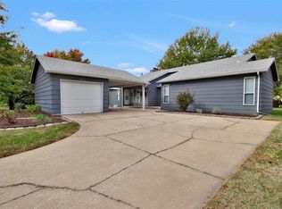 2239 N Cameron Cir, Wichita, KS 67226