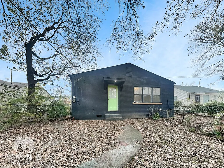 2325 Riley Ave — Photo 13