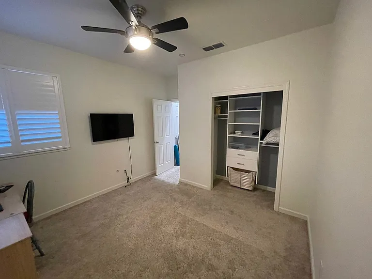 35 Manchester Ln — Photo 21