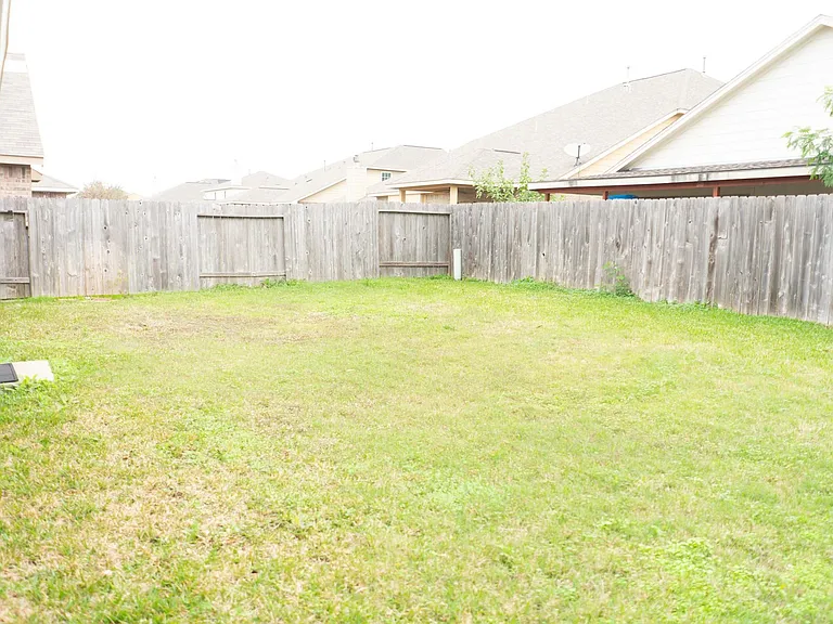 23318 Sawmill Pass — Photo 31