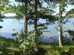 10585 N Peninsula Rd, Hayward, WI 54843