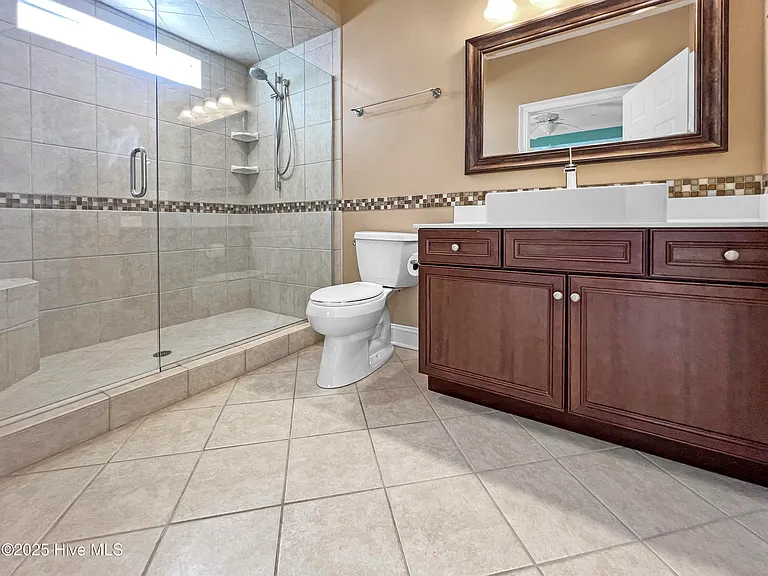 148 Wharf Landing Dr #F — Photo 9