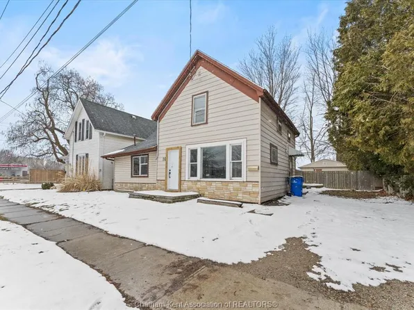 10 Woods St, Chatham Kent, ON N7L 3R1