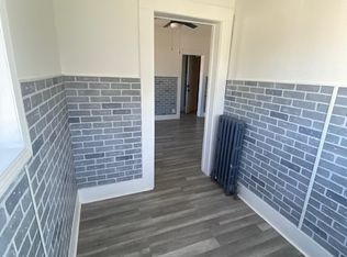 1504 Main St APT 4, Davenport, IA 52803