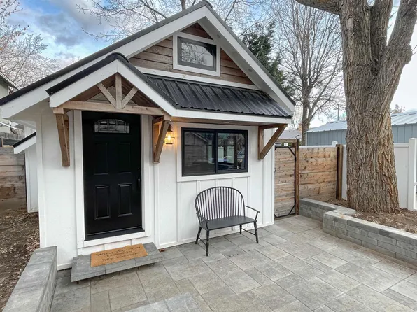 325 Adaline St, Susanville, CA 96130