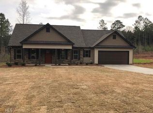 233 Needleleaf Dr #16, Barnesville, GA 30204