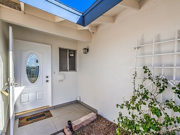 5th image of 3308 Avalon Ave