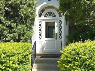 104 Woodside Rd CONDO B-305, Ardmore, PA 19003