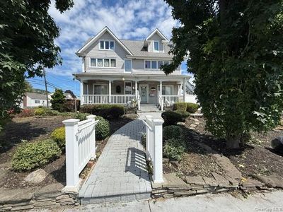 60 Vandewater Street, Farmingdale, NY, 11735