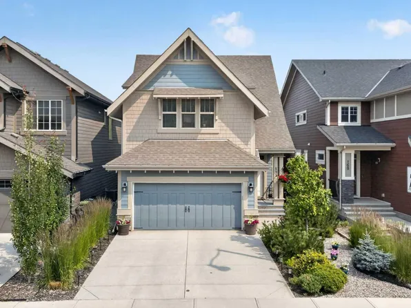172 Riviera Way, Cochrane, AB T4C 0Y6