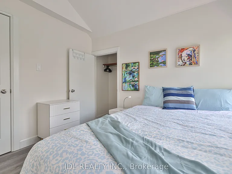 5 Sorauren Ave #7 — Photo 6
