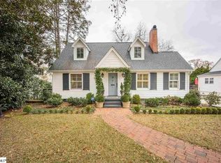 5 Longview Ter, Greenville, SC 29605