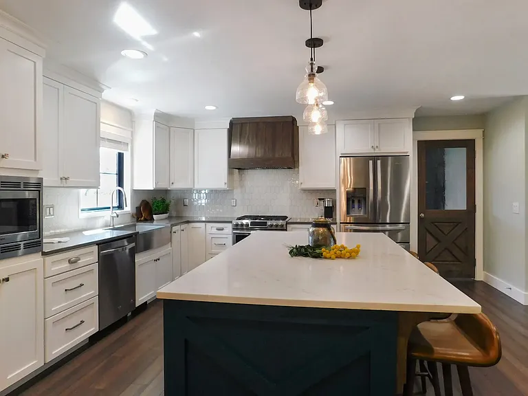 809 Bagwell Blvd — Photo 7