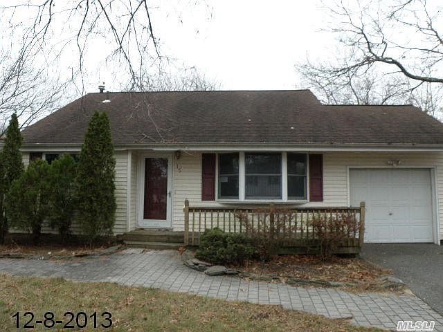 1st image of 15 Dillon Ave