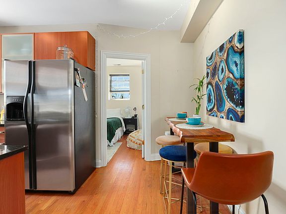 5th image of 3415 W Berteau Ave Unit 2