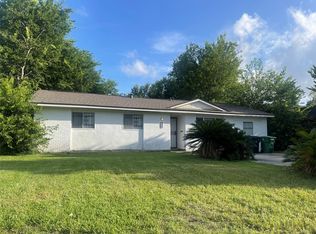 5250 Dumore Dr, Houston, TX 77048