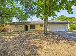 1208 N Dale Ave, Stephenville, TX 76401