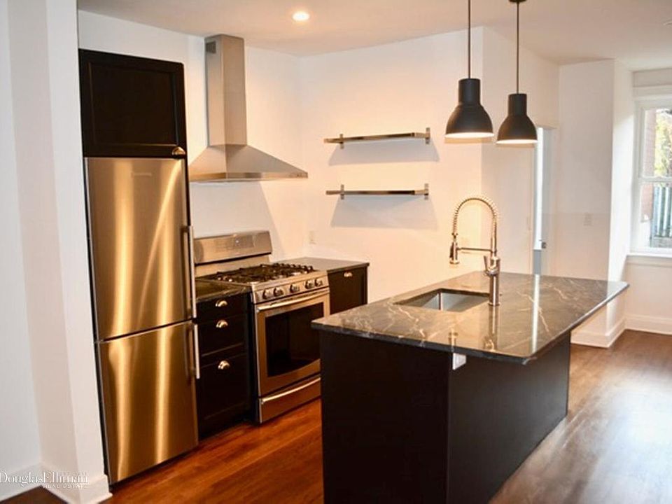 1st image of 1020 47th Ave #1