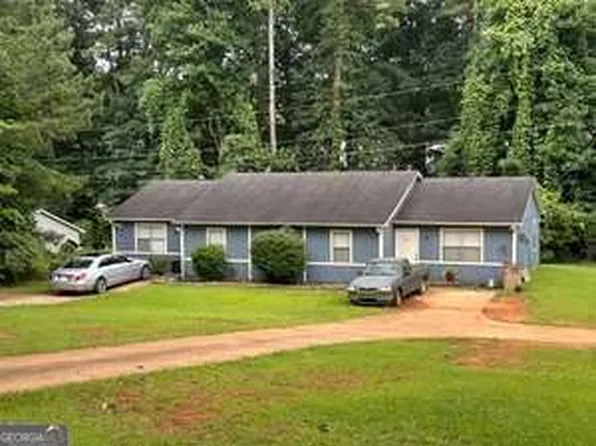 1292 Crystal Lake Rd, Atlanta, GA 30349