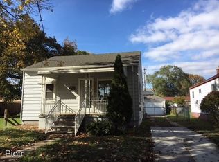 18907 Hanna St, Melvindale, MI 48122
