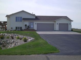 6535 Stonewood Way, Bismarck, ND 58504