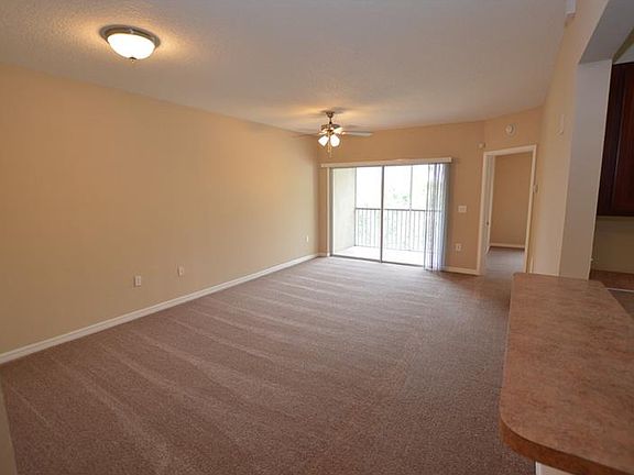 4th image of 6411 Cypressdale Dr Unit 201