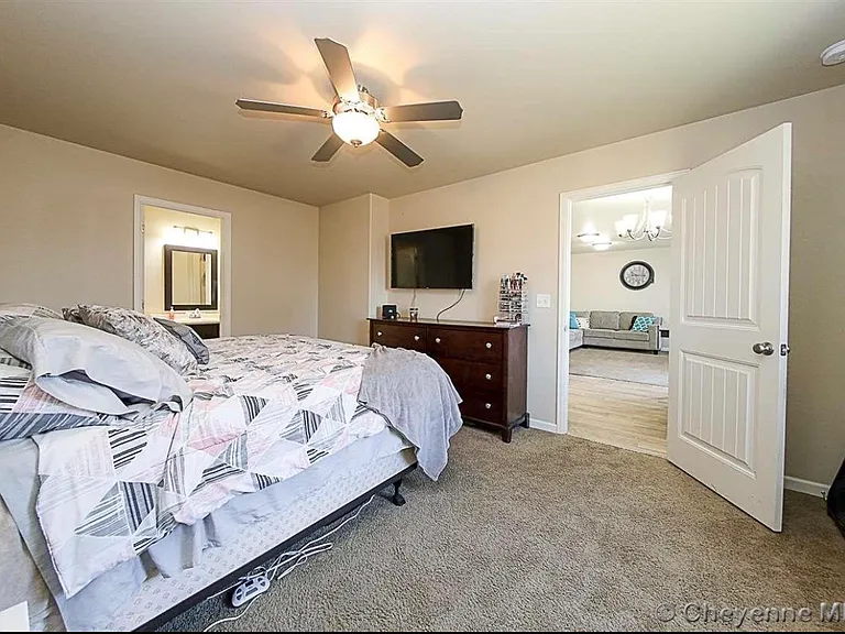 609 Cherry St — Photo 7