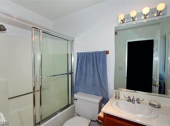 Full Bath