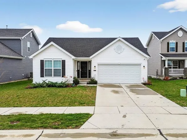 841 Palisades Cir, Saint Charles, MO 63301