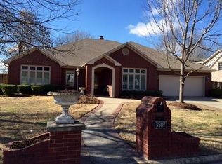 3507 N Par Ct, Fayetteville, AR 72703