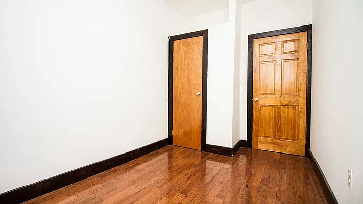 Rented by Nooklyn NYC LLC | media 8