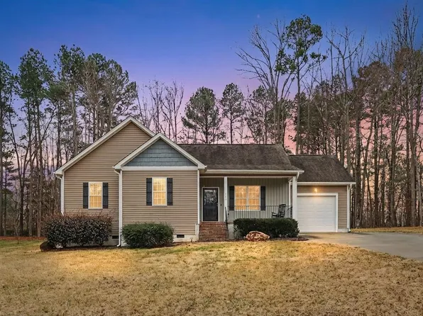 102 Bluegrass Dr, Oxford, NC 27565