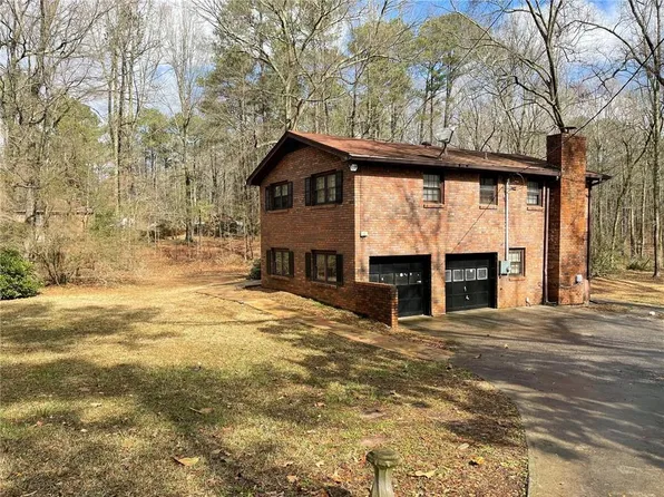 10376 Fitzgerald Rd, Jonesboro, GA 30238