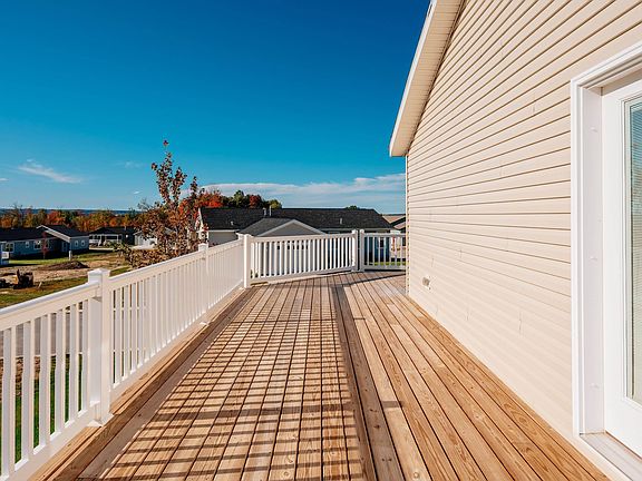 5th image of 2111 Vista View Dr